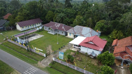 KANTOR DESA TELUK KUALI